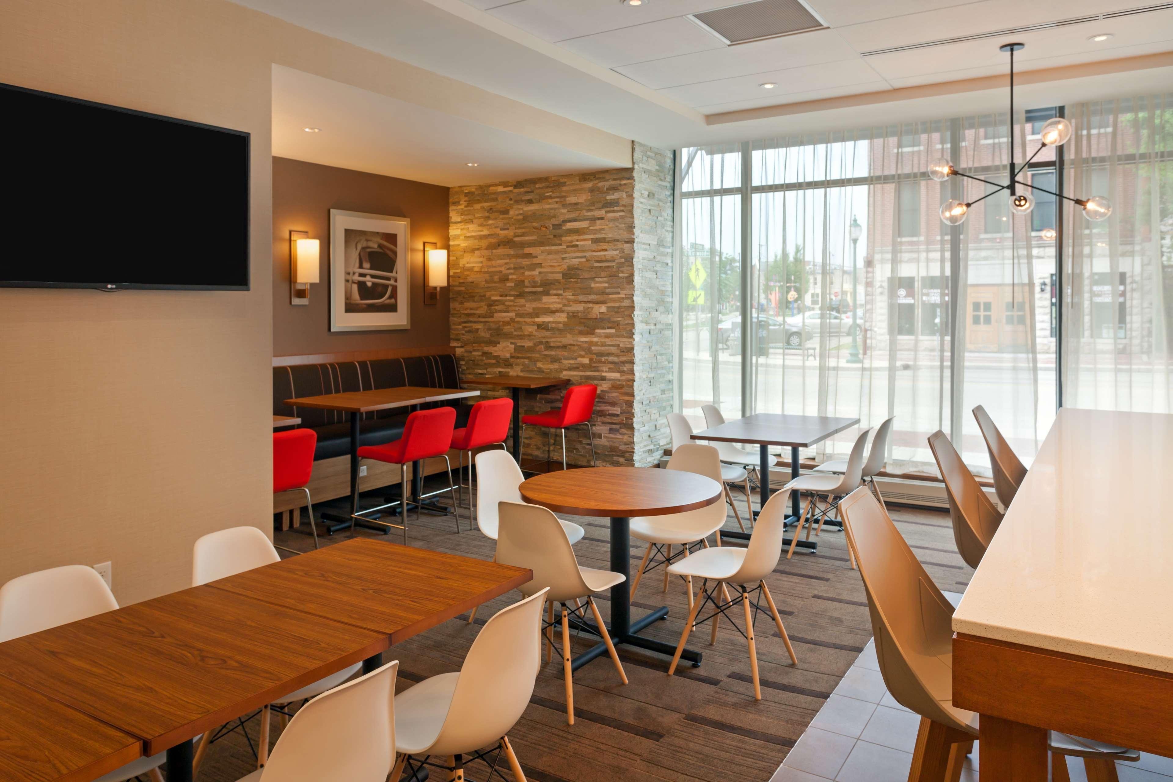 Hyatt Place Bloomington Indiana 외부 사진